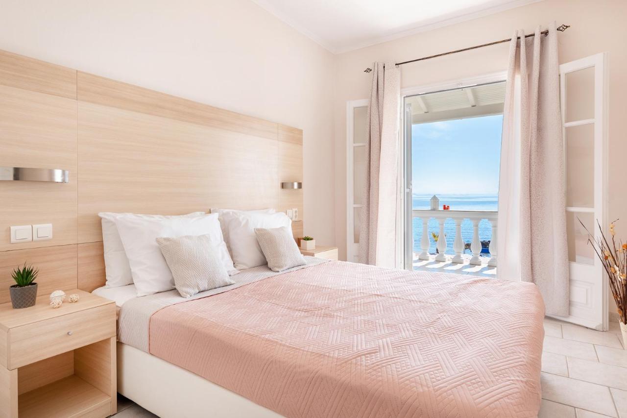 Albatross Apartments By Konnect, Ipsos Corfu Ngoại thất bức ảnh