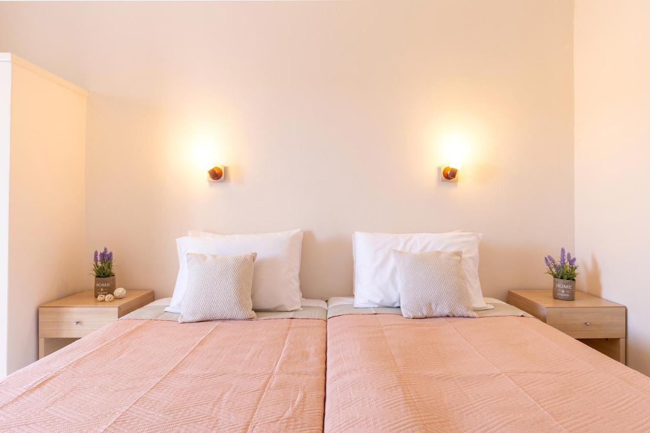 Albatross Apartments By Konnect, Ipsos Corfu Ngoại thất bức ảnh