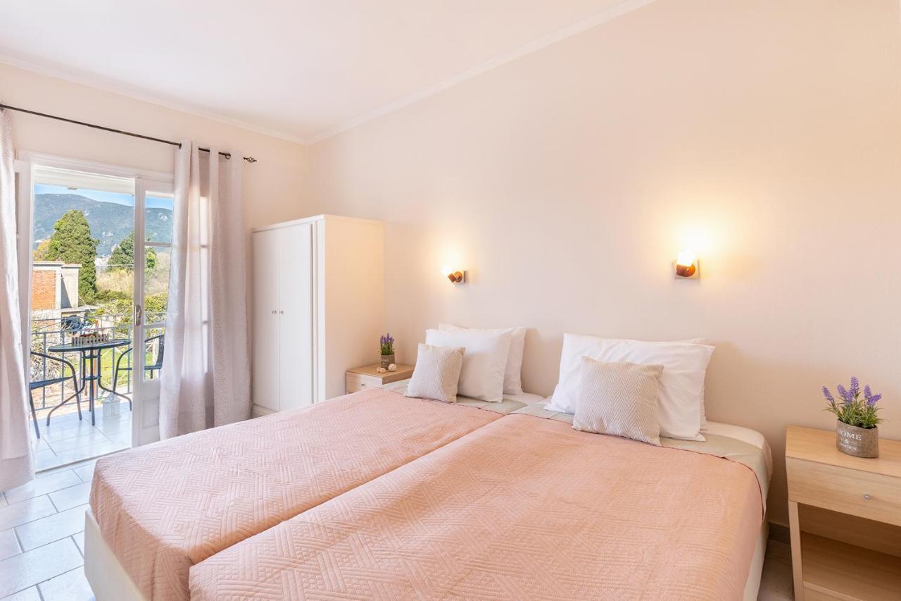 Albatross Apartments By Konnect, Ipsos Corfu Ngoại thất bức ảnh