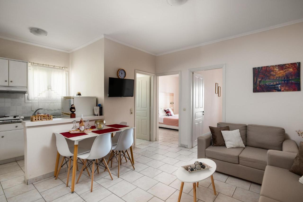 Albatross Apartments By Konnect, Ipsos Corfu Ngoại thất bức ảnh